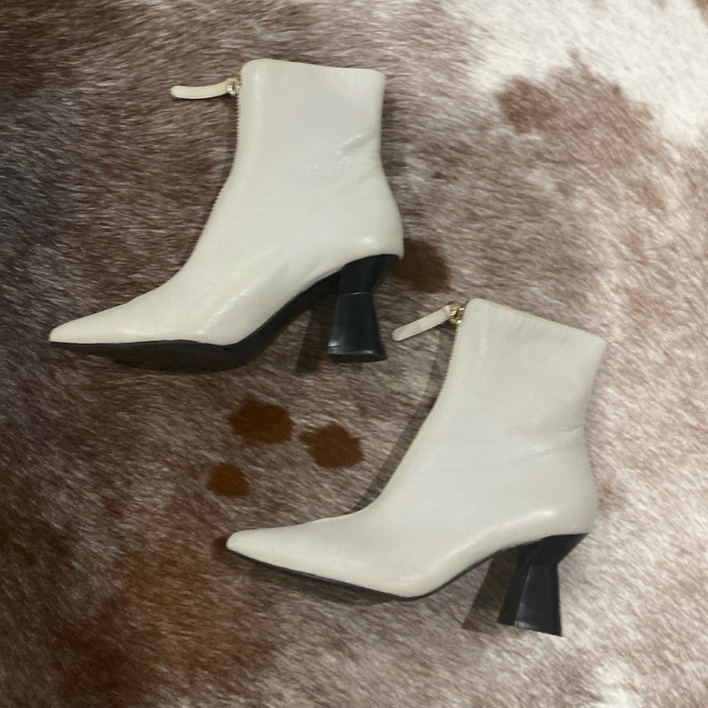 Saint G boots with zipper In front